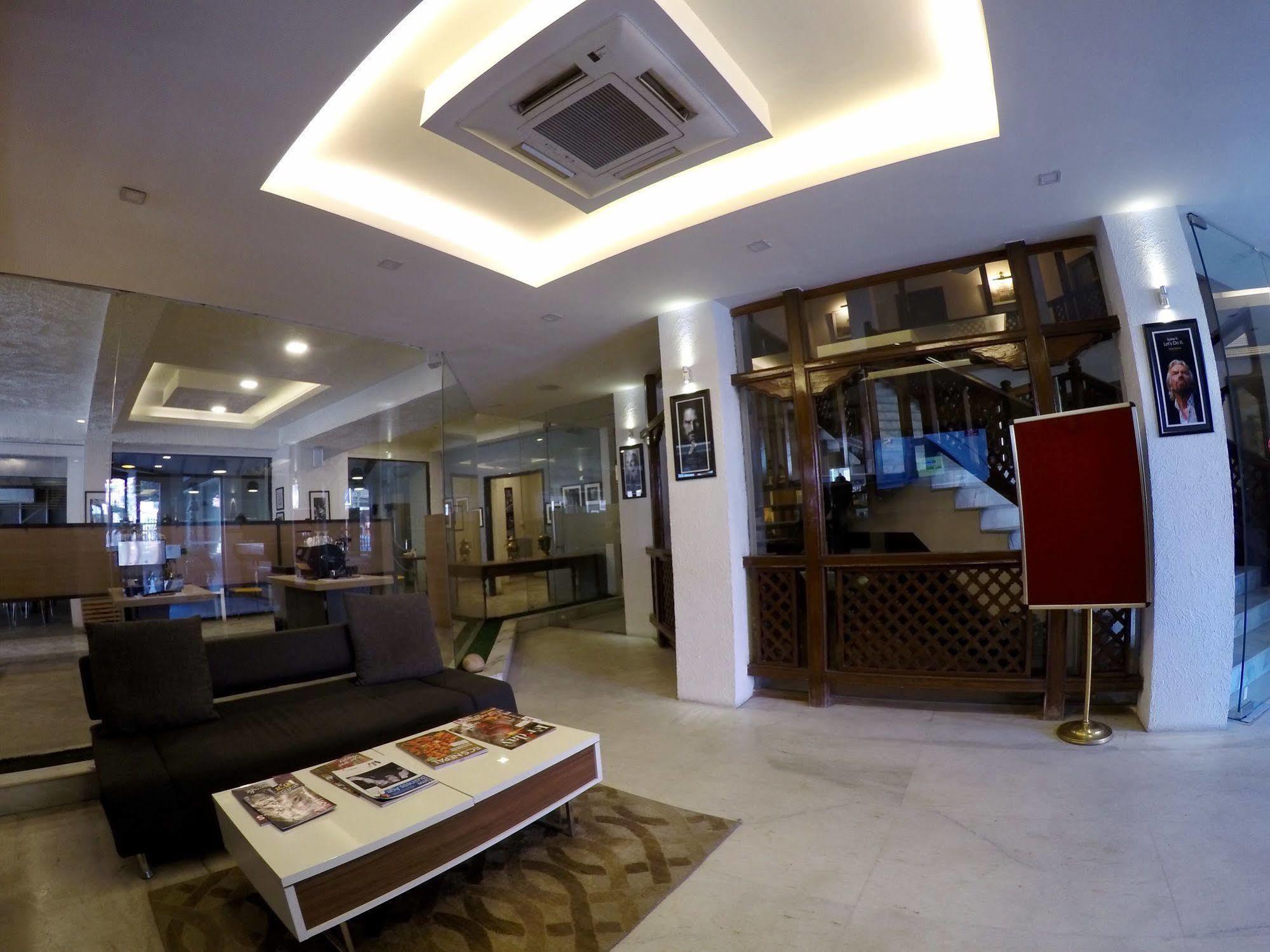 Marcopolo Business Hotel กาฐมาณฑุ ภายนอก รูปภาพ