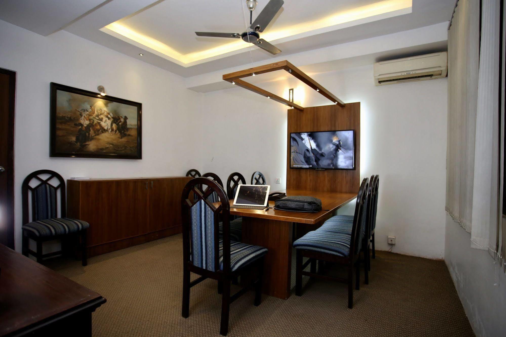 Marcopolo Business Hotel กาฐมาณฑุ ภายนอก รูปภาพ